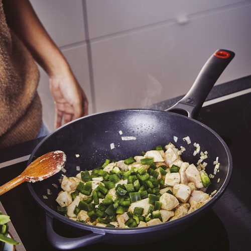 Wok Beka Energy 30 cm : La Révolution Culinaire Durable et Haute Performance – Image 3